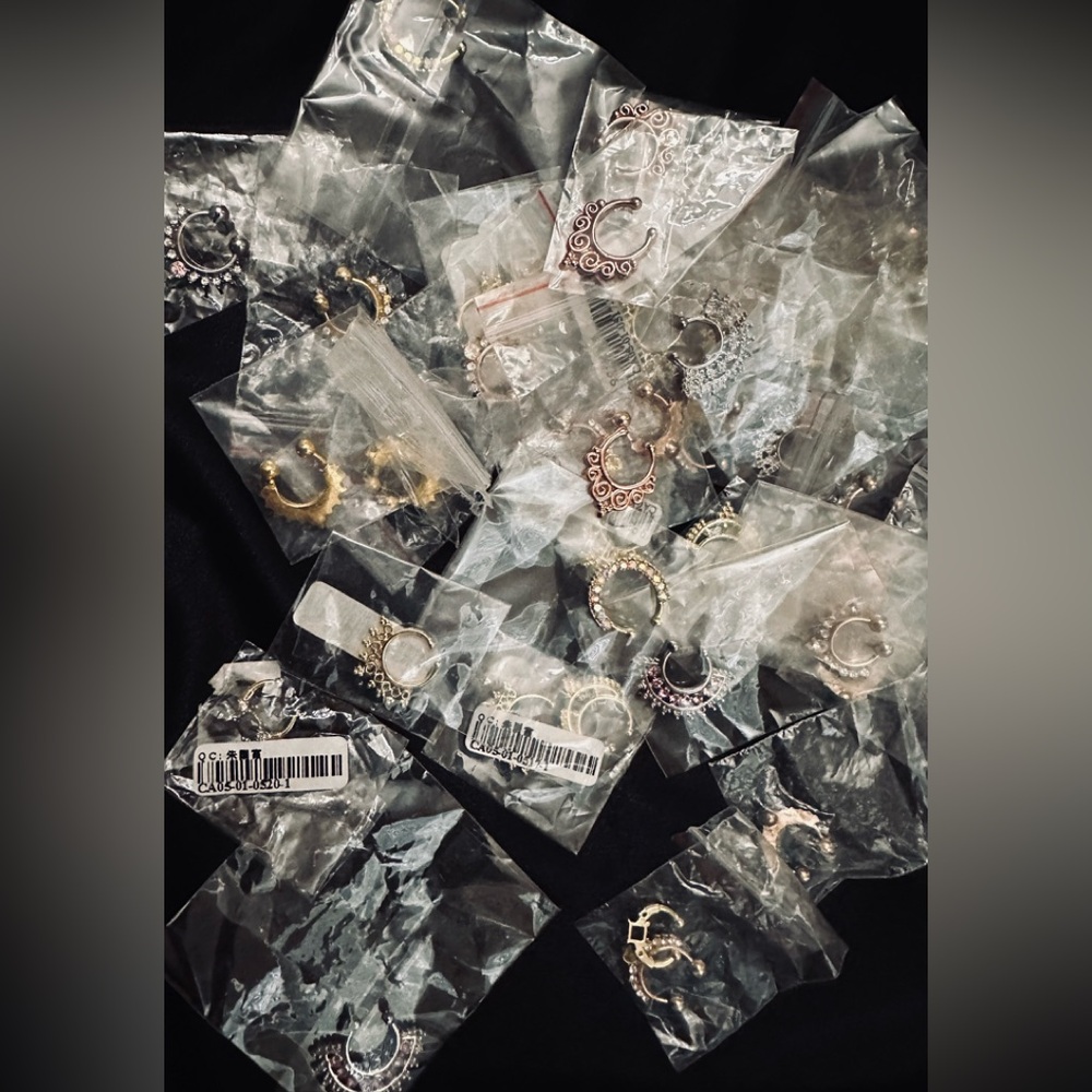Assorted Pack of Decorative Nose Rings / Septum Clickers - Gold & Silver Tones
